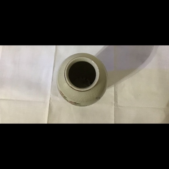 Vintage Porcelain Vase - Picture 2 of 4